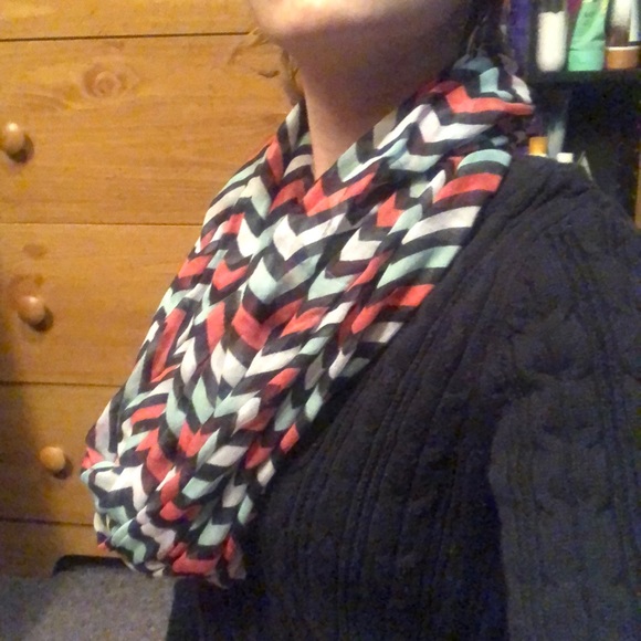 Infinity Scarf - Picture 2 of 7